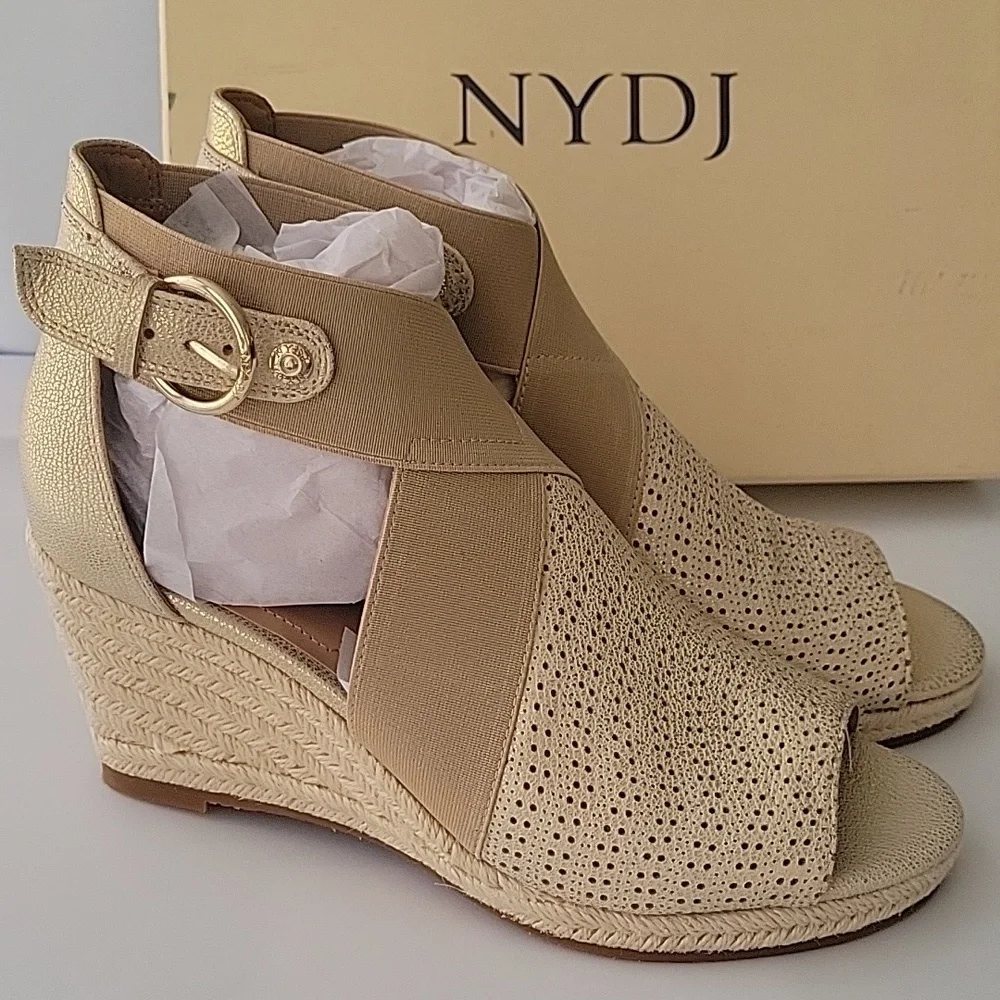 NYDJ NWT Charisma Wedge Sandals Espadrilles Size 8.5